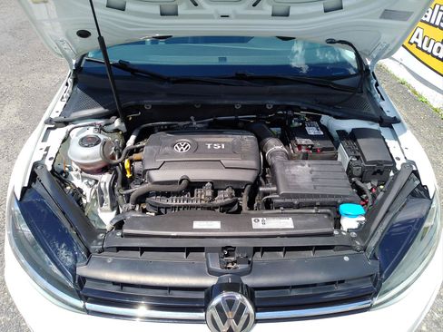 Used 2018 Volkswagen Golf SEL FWD image 30