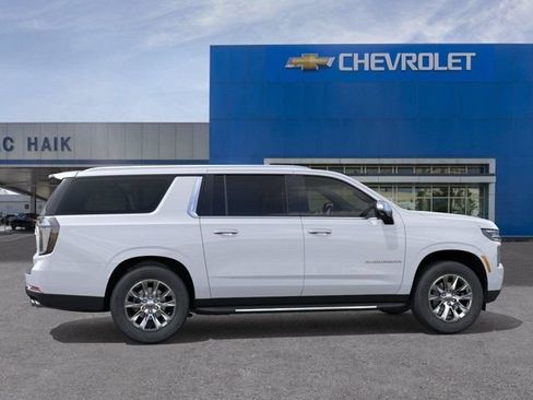 New 2026 Chevrolet Suburban Premier w/ Sun And Tow Package RWD image 5