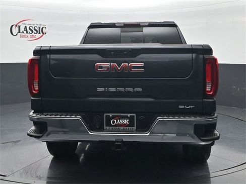 Used 2022 GMC Sierra 1500 SLT image 8