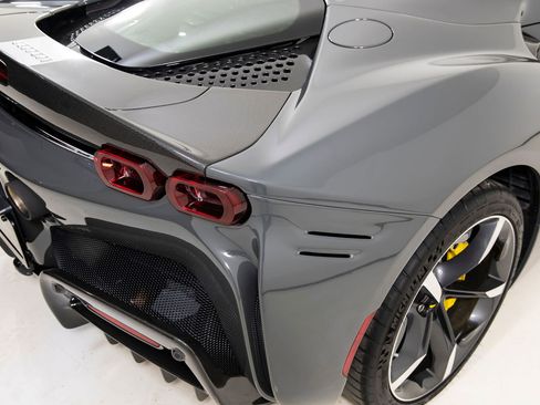 Certified 2023 Ferrari SF90 Spider AWD/4WD image 32