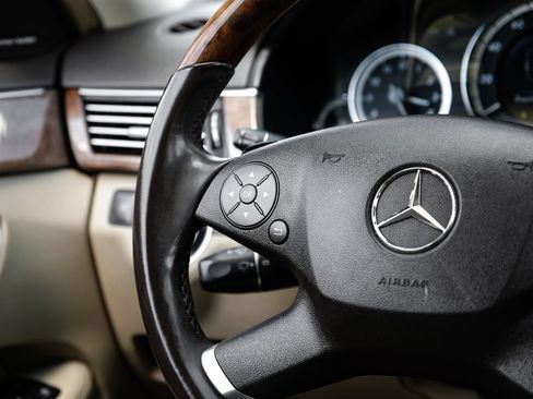Used 2012 Mercedes-Benz E 350 Sedan image 16
