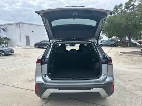Certified 2025 Volkswagen Tiguan S FWD image 40