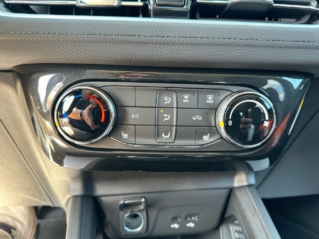 New 2026 Chevrolet TrailBlazer LT w/ Midnight Edition FWD image 38