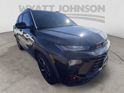 Used 2021 Chevrolet TrailBlazer RS w/ Convenience Package AWD/4WD image 12
