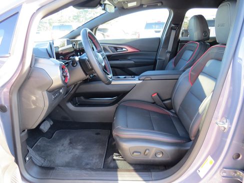 Used 2024 Chevrolet Equinox EV RS image 13