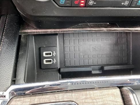 Used 2019 Ford Expedition Limited w/ Equipment Group 302A AWD/4WD image 30