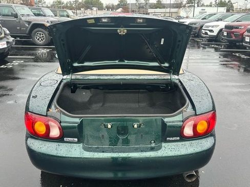 Used 2000 MAZDA MX-5 Miata image 13