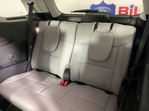 New 2025 Ford Explorer Active w/ Active Comfort Package image 17