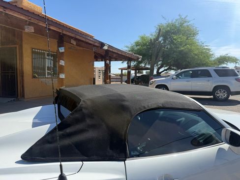 Used 2009 Saturn Sky w/ Premium Trim Package RWD image 10
