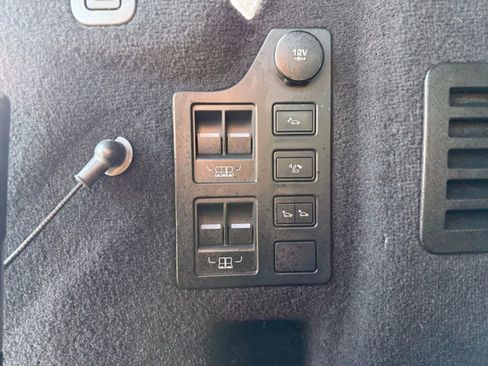 Used 2018 Land Rover Discovery HSE Luxury AWD/4WD image 34