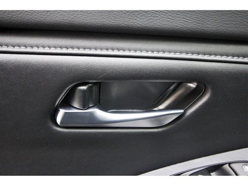 Used 2025 Nissan Sentra SV w/ All-Weather Package image 19