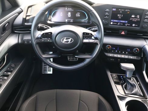 Used 2026 Hyundai Elantra SEL Sport Premium FWD image 8
