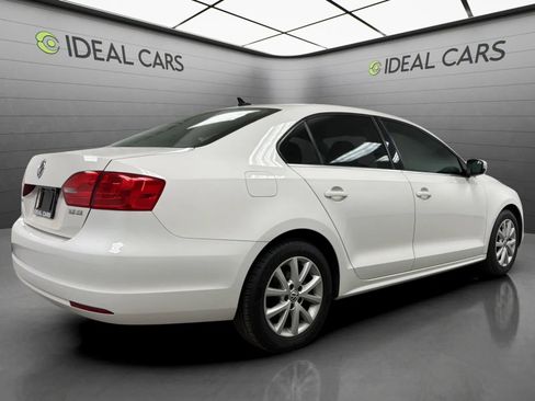 Used 2013 Volkswagen Jetta SE FWD image 5