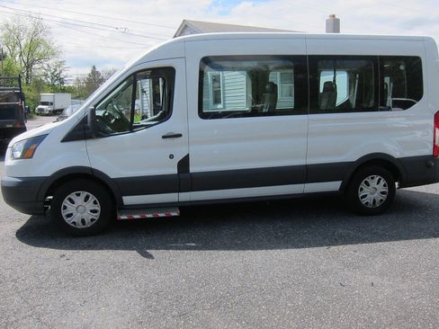 Used 2016 Ford Transit 350 XL RWD image 7