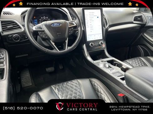 Used 2023 Ford Edge Titanium image 28