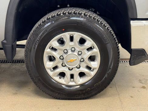 New 2026 Chevrolet Silverado 3500 LT AWD/4WD image 4