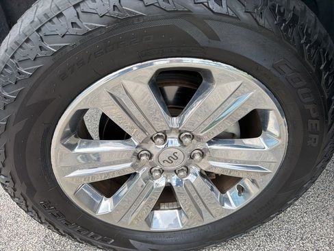 Used 2019 Ford F150 King Ranch w/ Equipment Group 601A Luxury AWD/4WD image 3