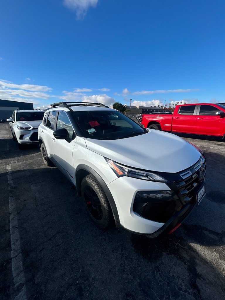 Used 2025 Nissan Rogue SV w/ Rock Creek Premium Package AWD/4WD image 14