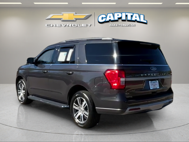Used 2022 Ford Expedition XLT RWD image 3