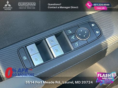 New 2025 Mitsubishi Outlander SE image 8