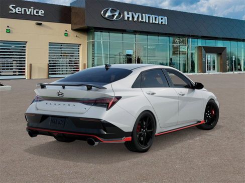 New 2025 Hyundai Elantra N image 4