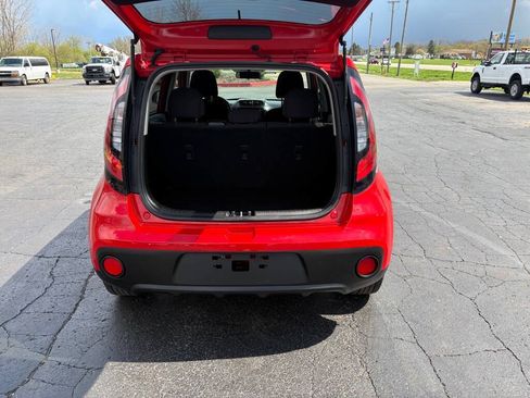 Used 2019 Kia Soul FWD image 9