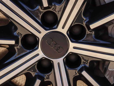 New 2026 Audi Q7 2.0T Premium Plus AWD/4WD image 15