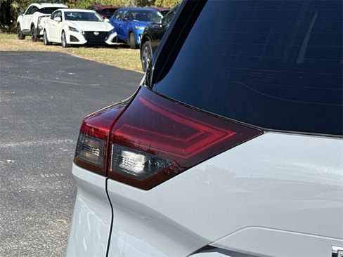 Certified 2021 Nissan Rogue Platinum image 14