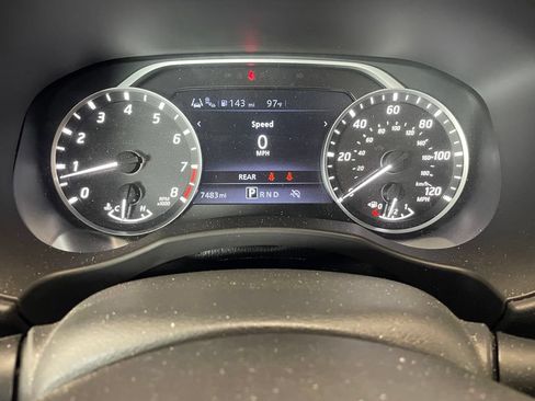 Used 2025 Nissan Frontier S RWD image 7