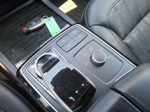 Used 2019 Mercedes-Benz GLS 450 4MATIC image 23