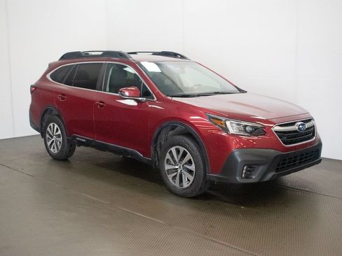 Used 2022 Subaru Outback Premium AWD/4WD image 1
