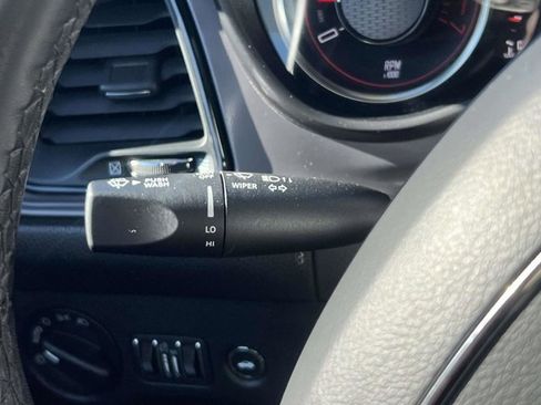 Certified 2023 Dodge Challenger SXT image 19