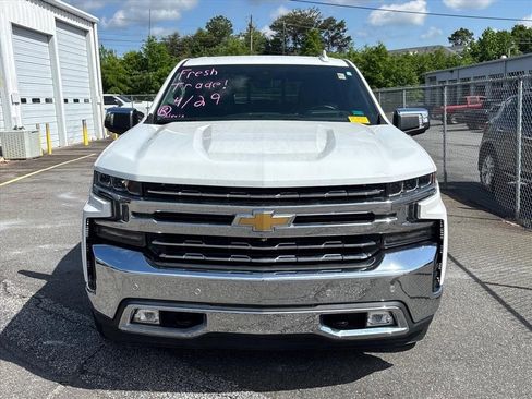 Used 2019 Chevrolet Silverado 1500 LTZ w/ LTZ Plus Package AWD/4WD image 4