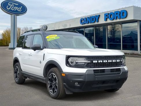 Used 2025 Ford Bronco Sport Outer Banks w/ Outer Banks Tech Package+ AWD/4WD image 1