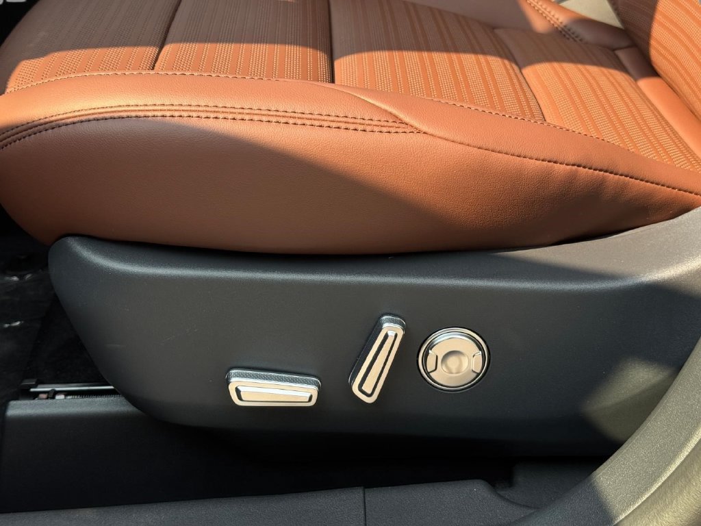 New 2026 Lincoln Nautilus Reserve AWD/4WD image 20