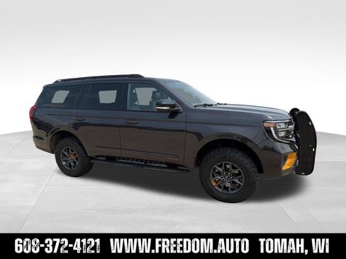 Used 2025 Ford Expedition Tremor AWD/4WD image 10