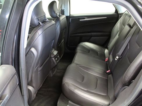 Used 2014 Ford Fusion Titanium FWD image 20