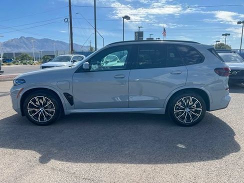 Used 2024 BMW X5 xDrive50e w/ Executive Package AWD/4WD image 6
