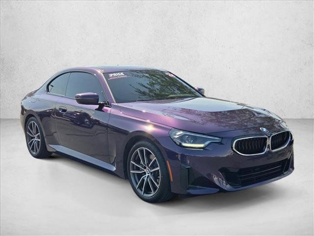 Certified 2024 BMW 230i Coupe w/ Convenience Package RWD image 3