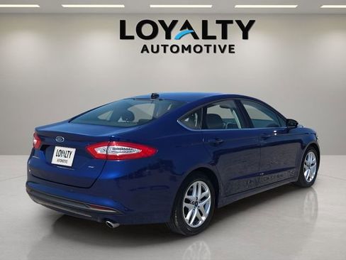 Used 2016 Ford Fusion SE image 5