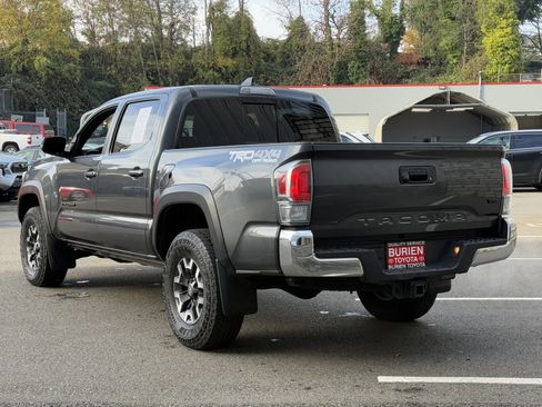 Certified 2023 Toyota Tacoma TRD Off-Road image 3