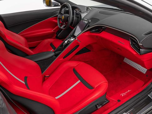 Certified 2024 Ferrari Roma image 36