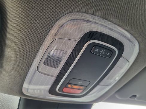 Used 2024 Hyundai Elantra SEL image 23