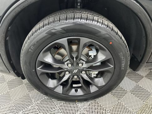 Used 2022 Dodge Durango GT AWD/4WD image 13