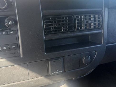 Used 2025 Chevrolet Express 2500 w/ Driver Convenience Package RWD image 11