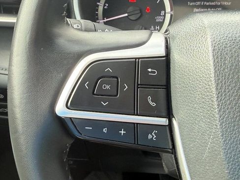 Used 2024 Toyota Highlander XSE AWD/4WD image 20