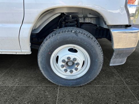 New 2025 Ford E-450 and Econoline 450 Super Duty w/ Power Equipment Group image 3