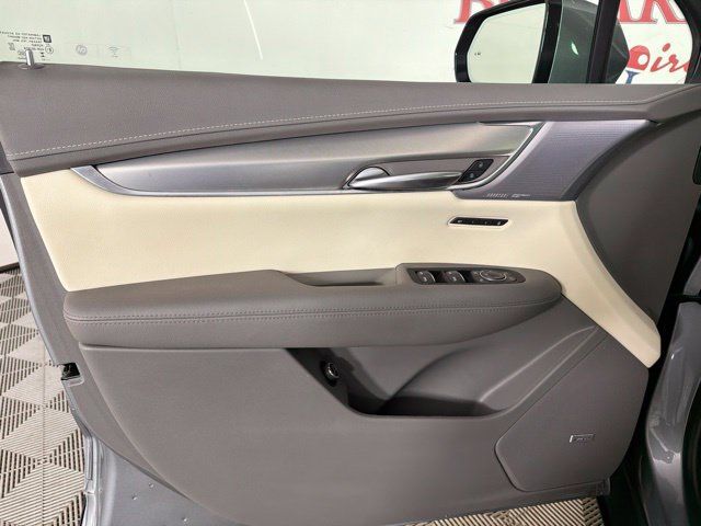 Used 2024 Cadillac XT5 Premium Luxury w/ Technology Package FWD image 21