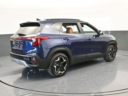 Used 2024 Kia Seltos EX image 6