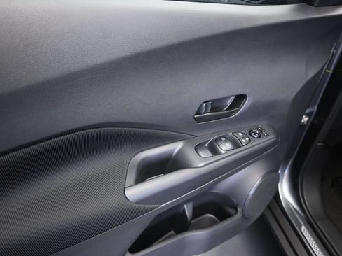 Used 2024 Nissan Kicks S FWD image 11